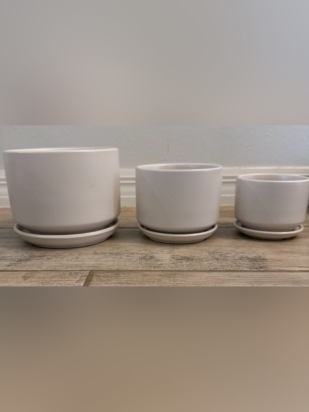 White Ceramic 3-Piece Plant Pots Modern Home Dining Pots